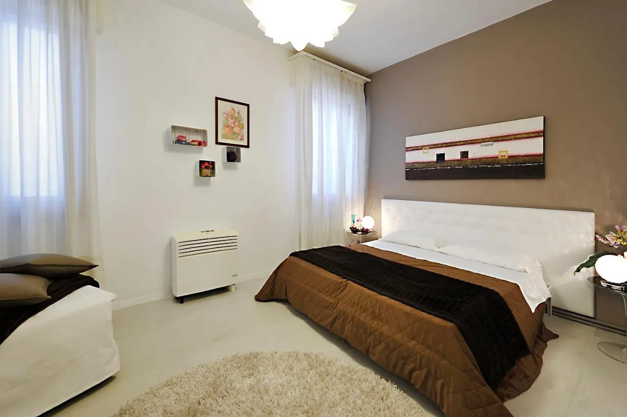 Rialto Deluxe Apartments Venedig 0*,  Italien